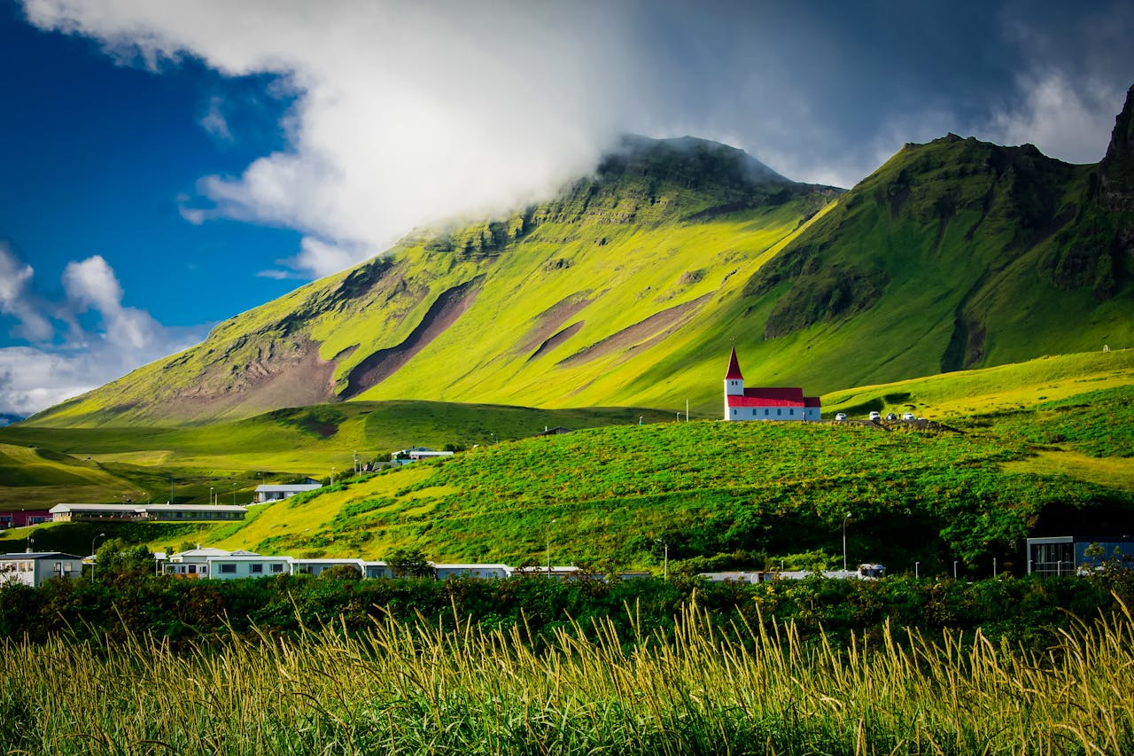 Things to Do in Iceland: Adventures, Nature & Travel Tips