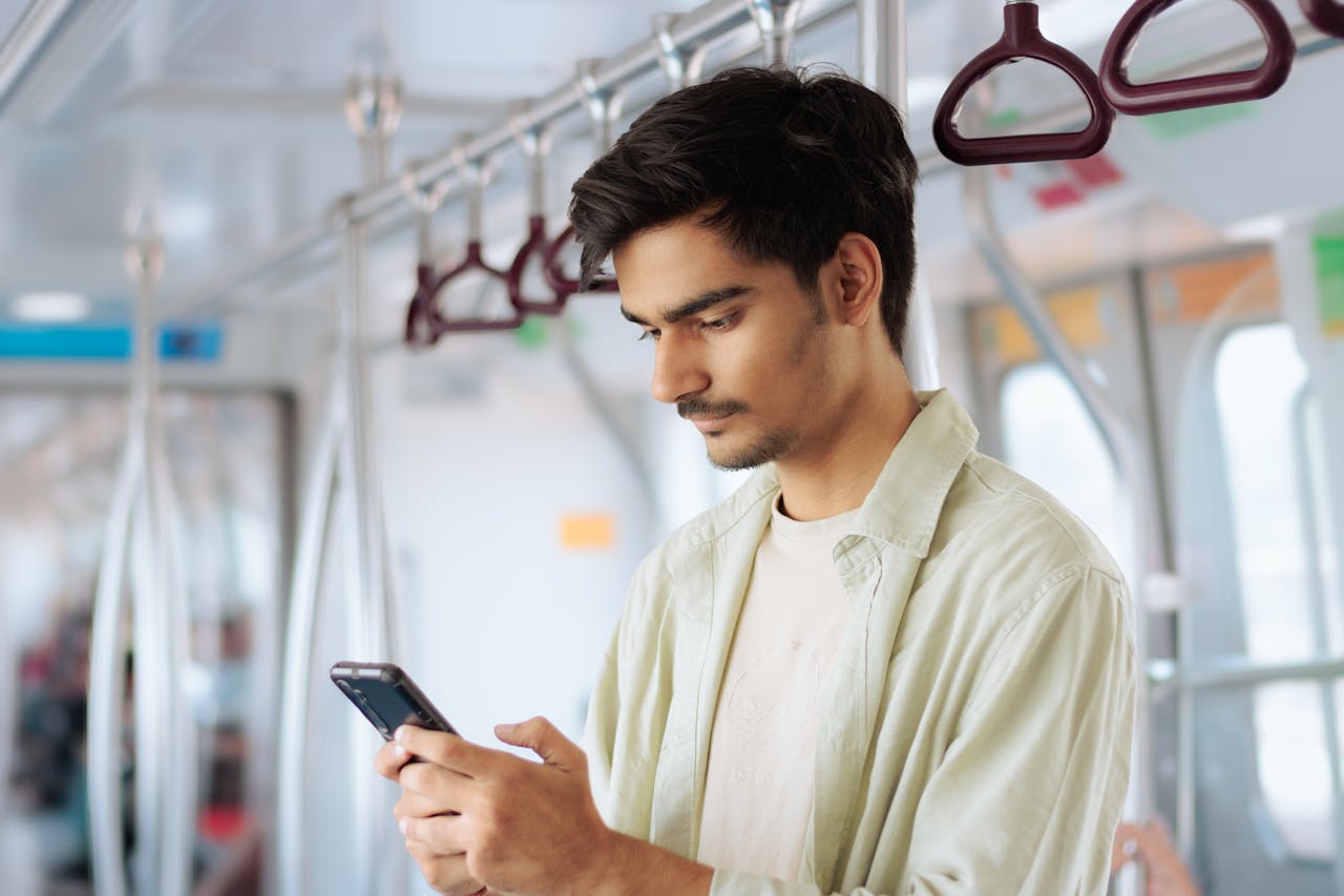 Data Without Borders: eSIM Secrets for Indians Abroad